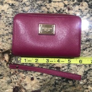 Michael Kors wallet/wristlet